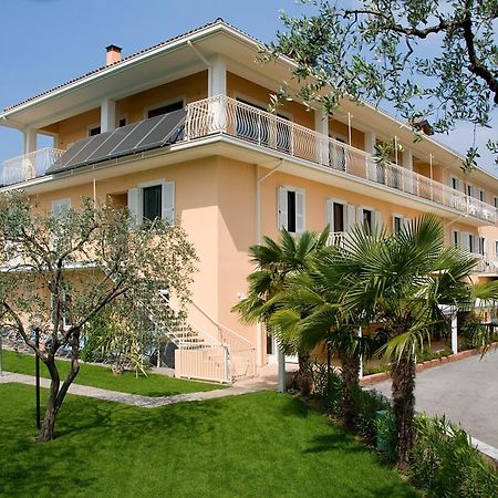 Hotel Panoramica Salo Exterior photo