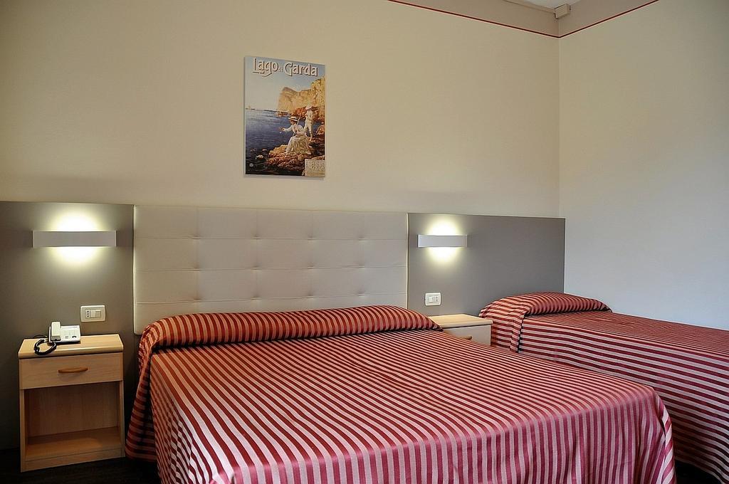 Hotel Panoramica Salo Exterior photo
