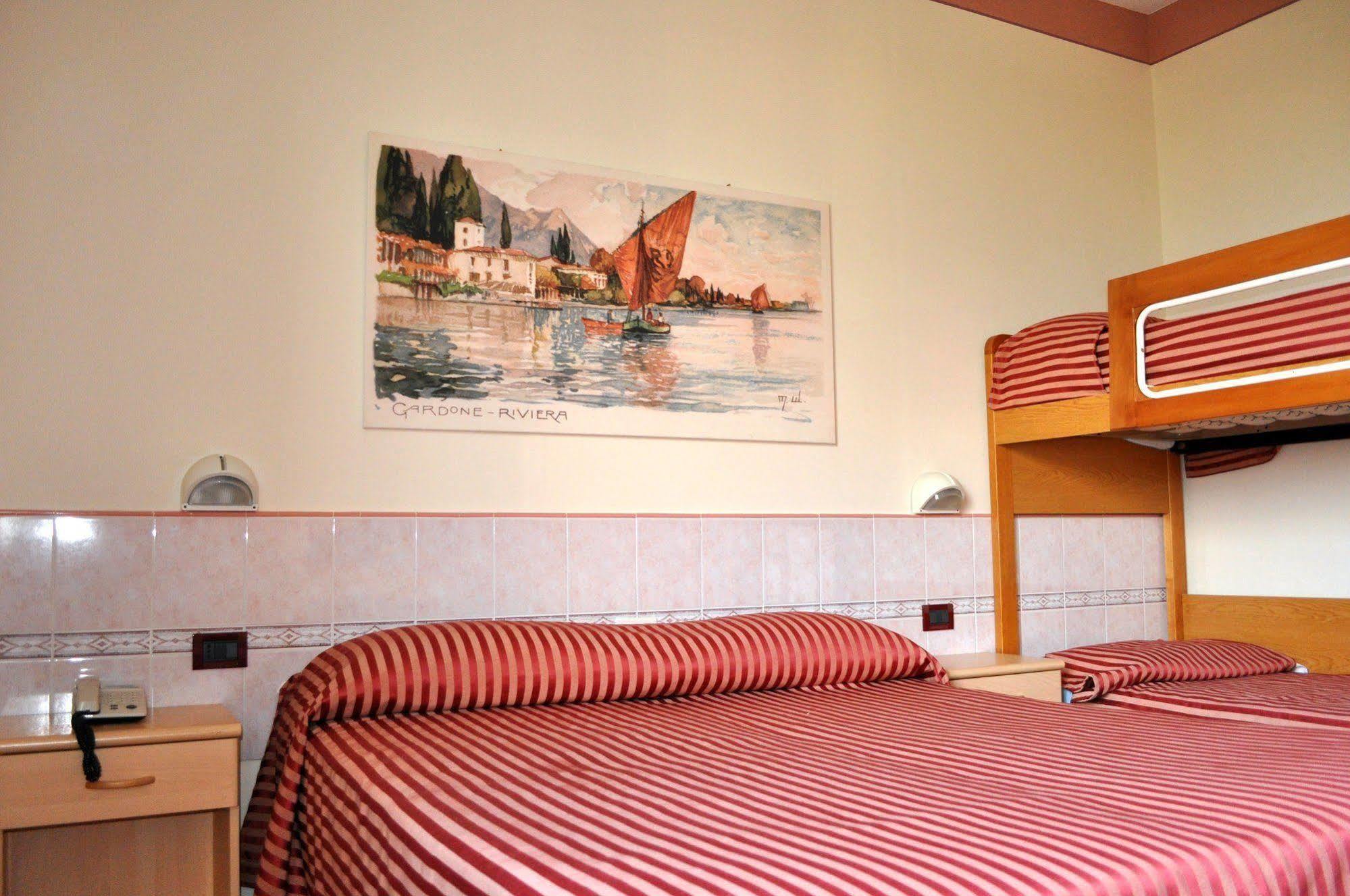 Hotel Panoramica Salo Exterior photo